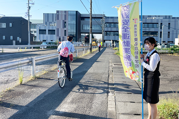 静清高等学校前の通学路1【写真】