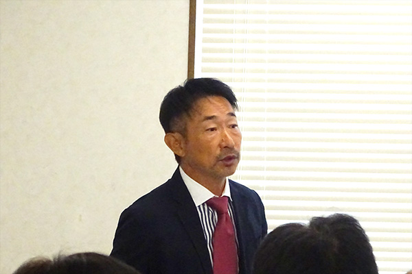 日本ほめる達人協会 特別認定講師 武藤隆是氏【写真】