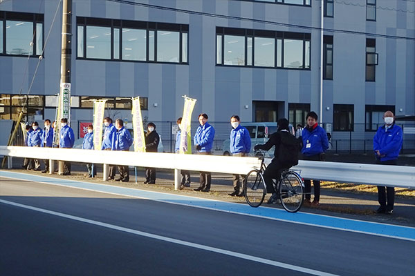 静清高等学校正門前【写真】