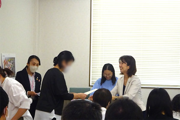 ほめ達 認定証 授与式【写真】
