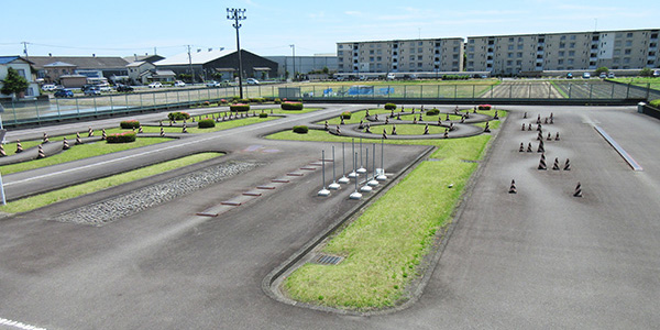 二輪専用コース完備