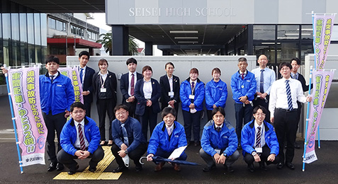 静清高等学校前にて『春の全国交通安全運動』の立哨活動を実施しました【写真】
