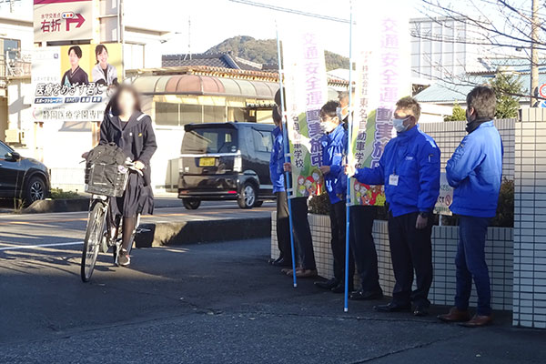 藤枝北高等学校正門前【写真】