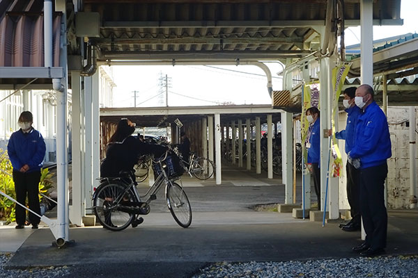 藤枝北高等学校近郊の通学路【写真】